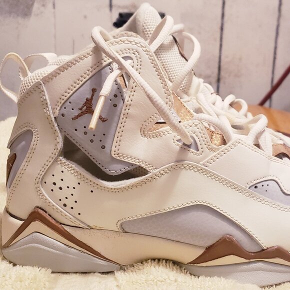 Rare Jordans NEVER WORN size 5.5 kids/ boys